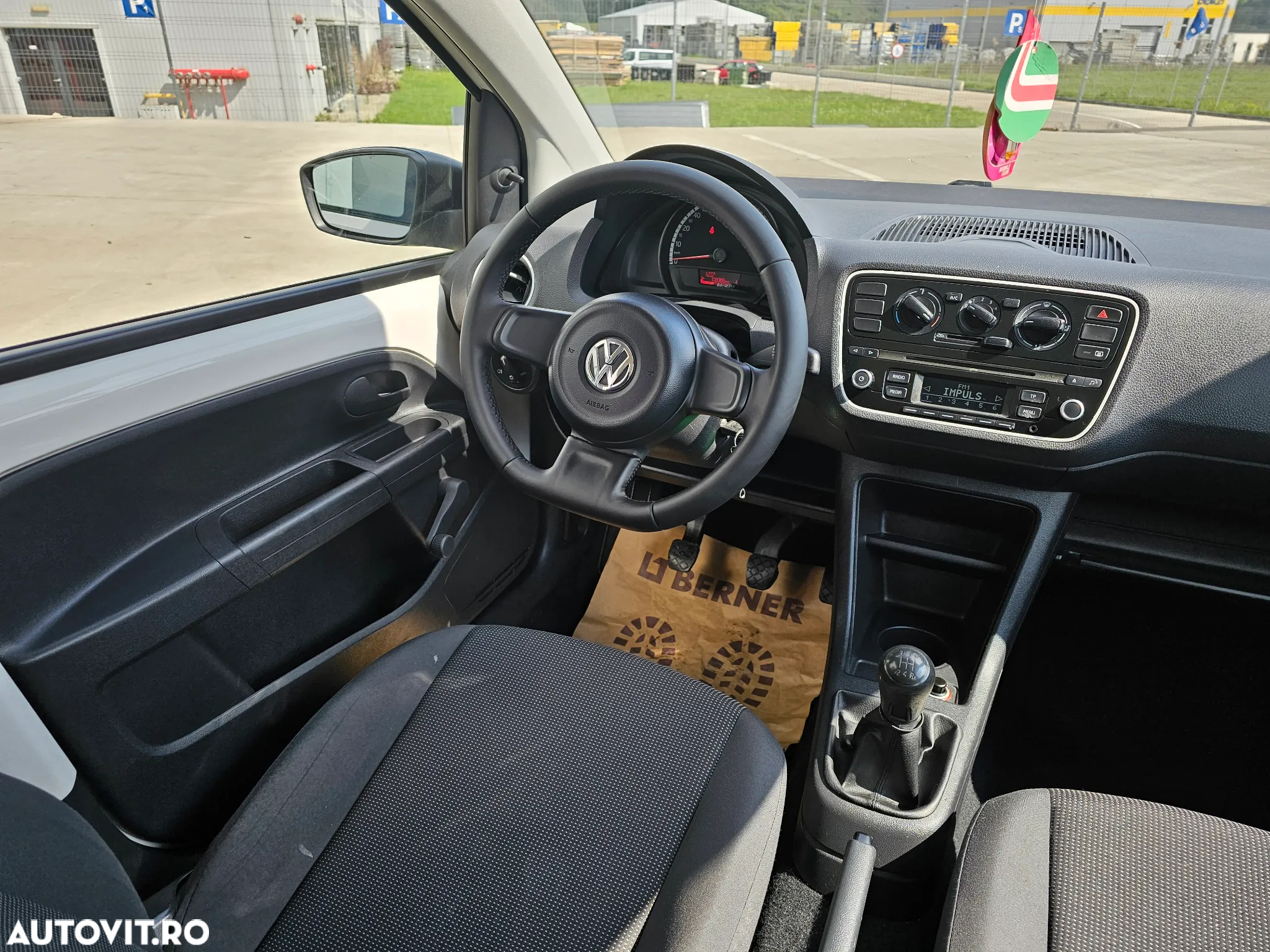 Volkswagen up! 1.0 White - 11
