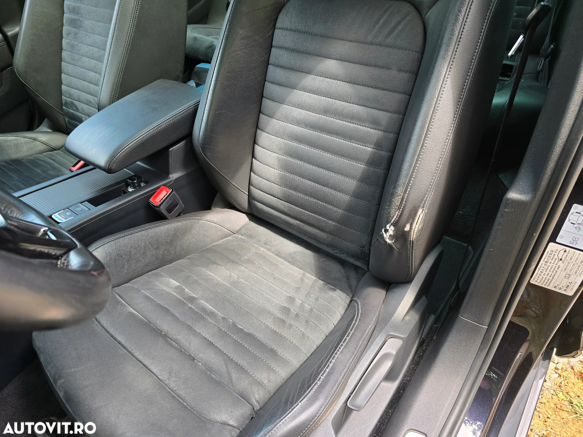 Volkswagen Passat - 28