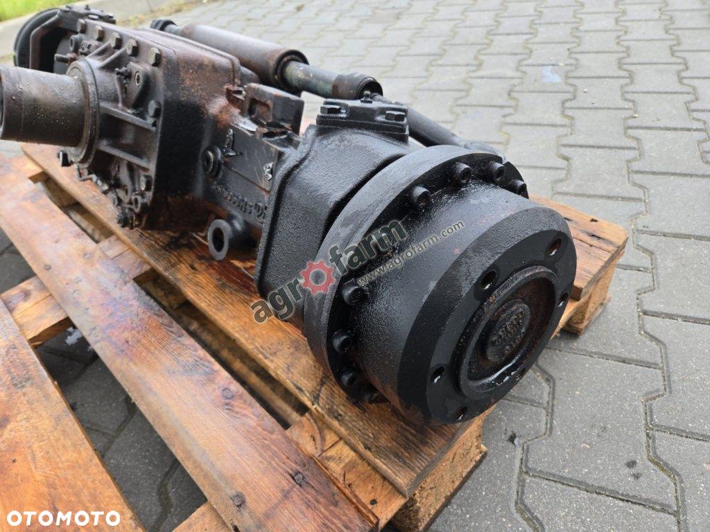 Przedni most Mccormick F - 2