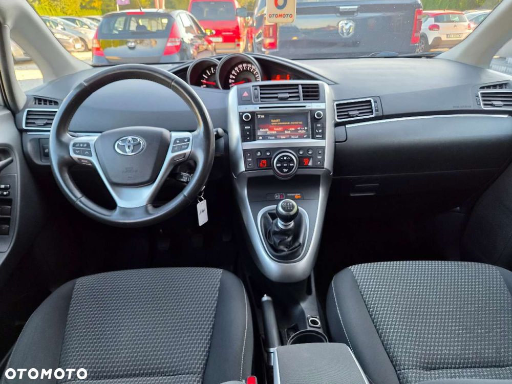 Toyota Verso - 8
