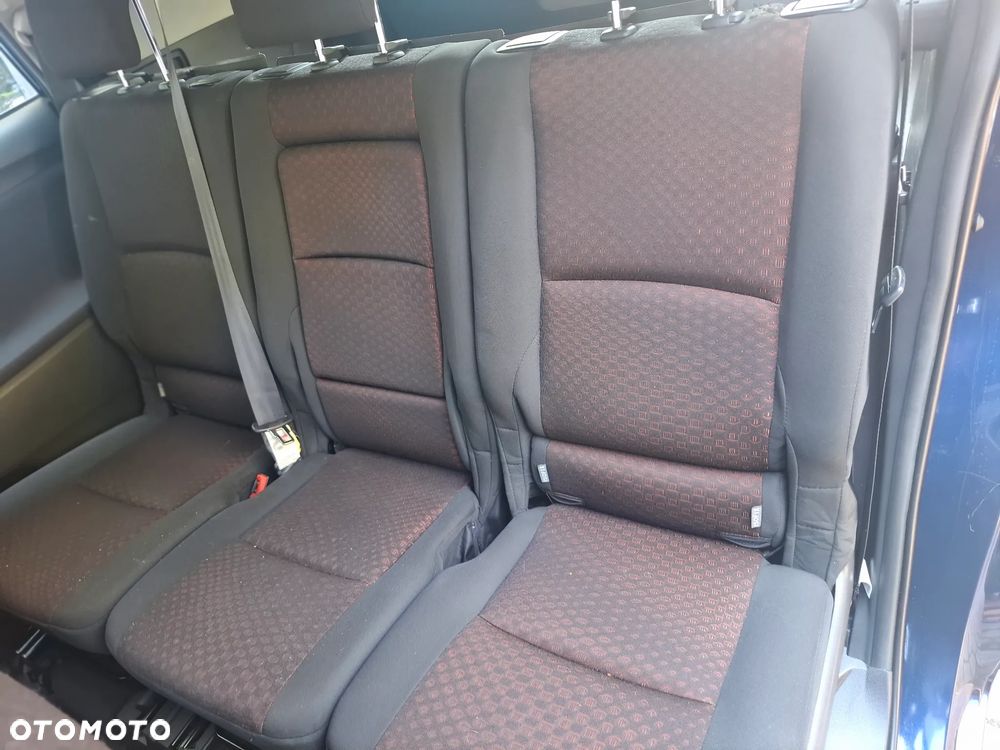 Toyota Verso 1.8 Edition - 8