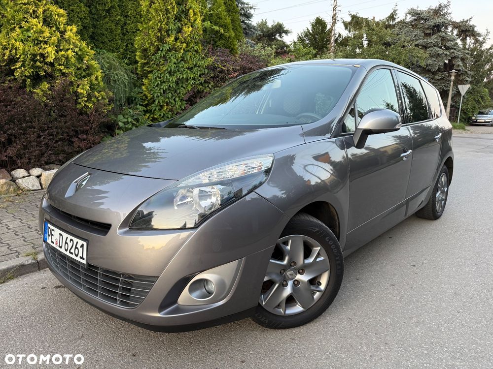 Renault Grand Scenic - 24