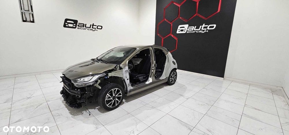 Toyota Yaris - 7