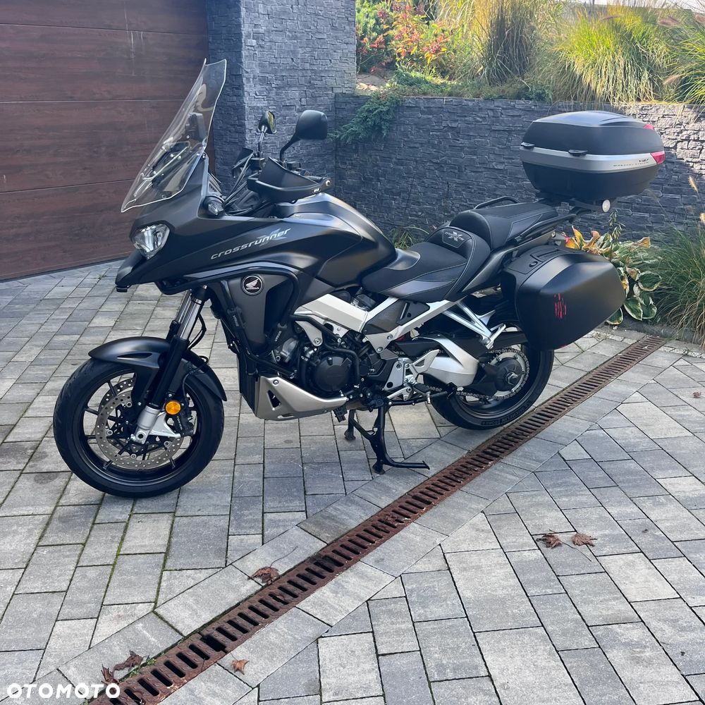 Honda VFR - 24