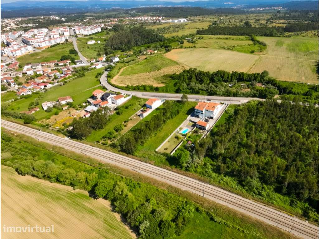 Terreno urbano para construção - Grande imagem: 5/14