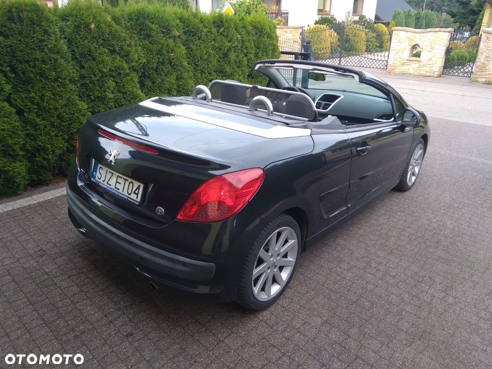 Peugeot 207 CC - 8