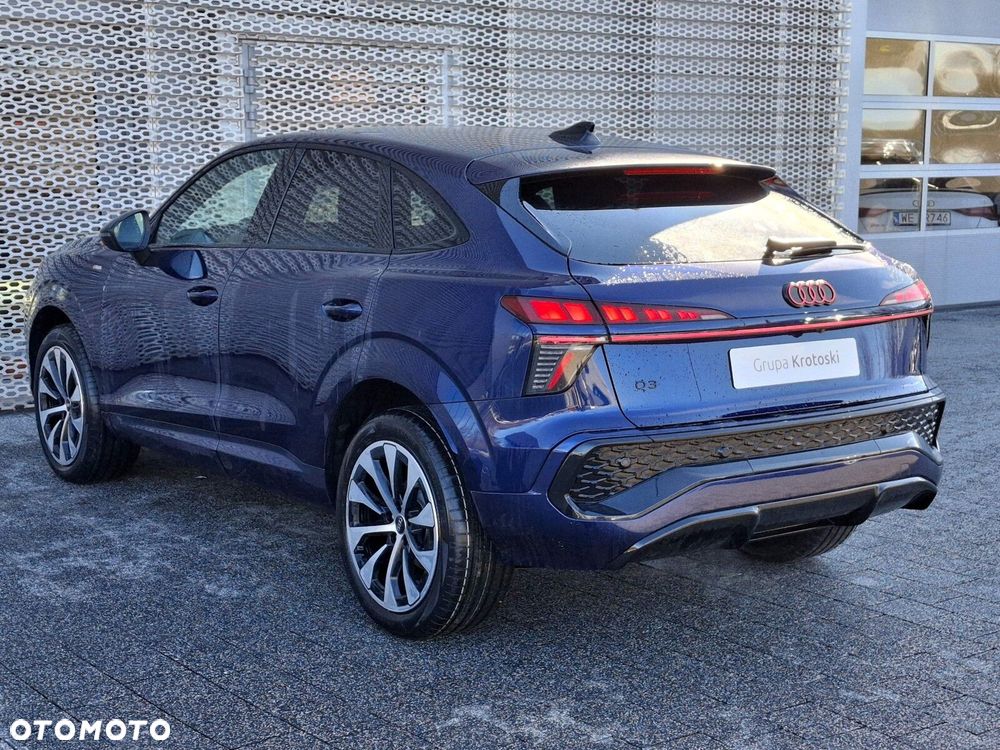 Audi Q3 Sportback - 2