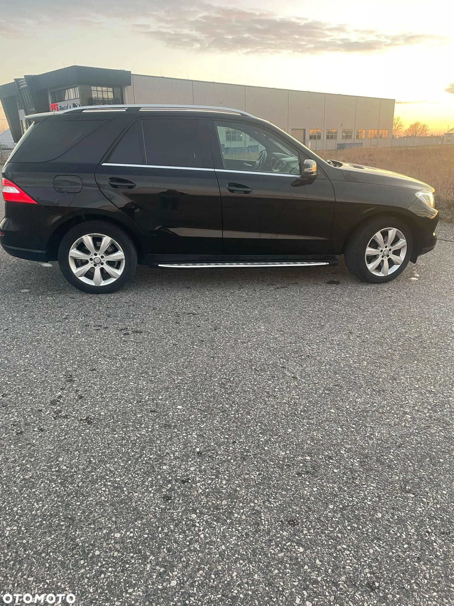 Mercedes-Benz ML 350 BlueTec 4-Matic - 4