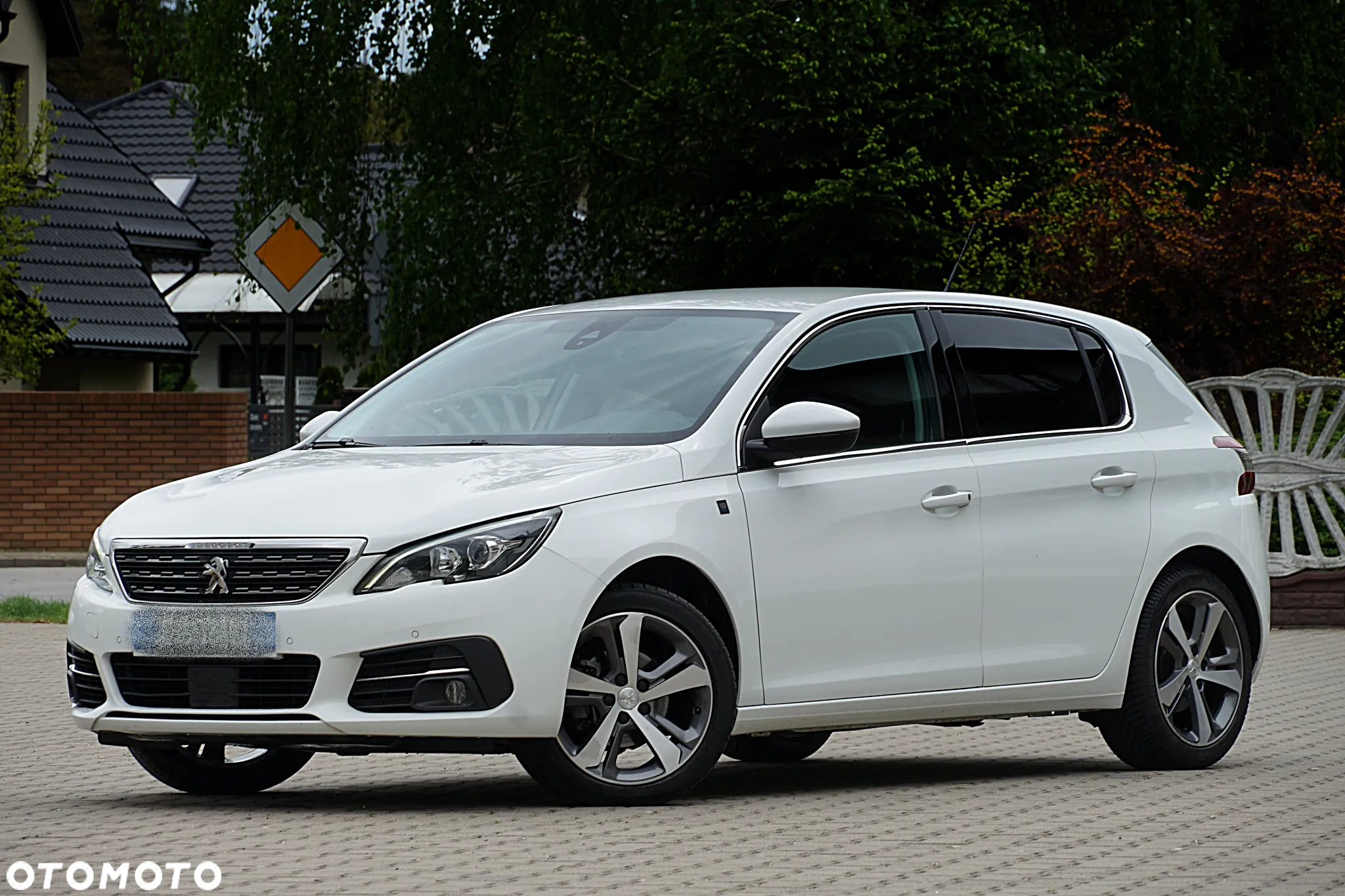 Peugeot 308 BlueHDi FAP 130 EAT8 Stop & Start Tech Edition - 6