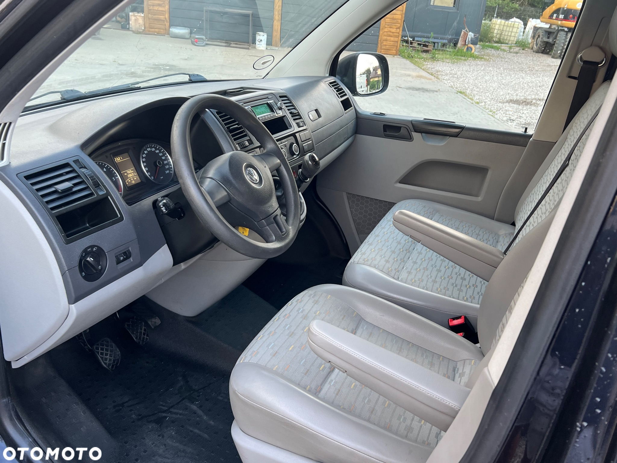 Volkswagen Transporter T5 - 12