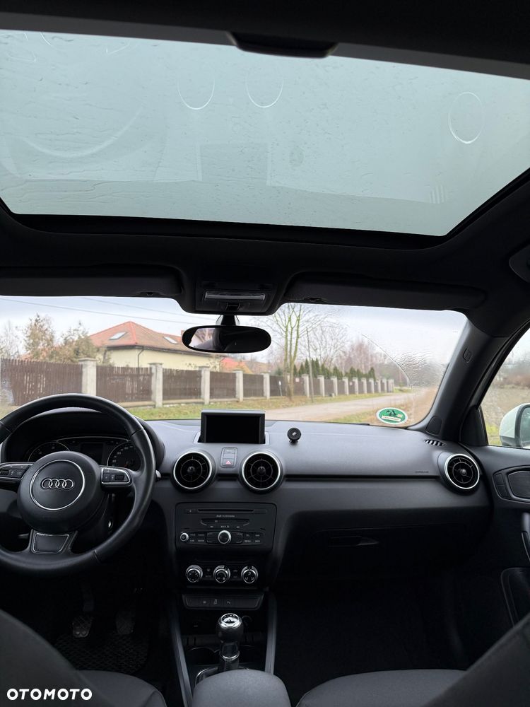 Audi A1 Sportback 1.6 TDI S line edition - 17