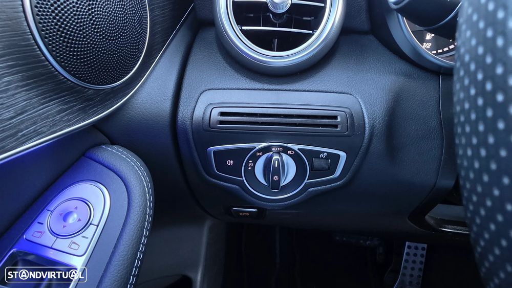 Mercedes-Benz GLC 300 de 4Matic 9G-TRONIC - 29