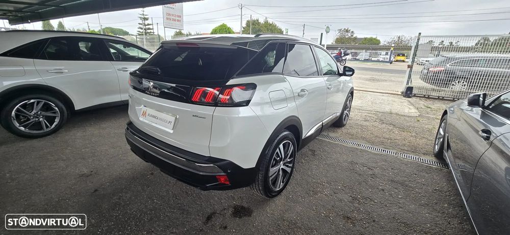 Peugeot 3008 Plug-In Hybrid 225 e-EAT8 Allure Pack - 13