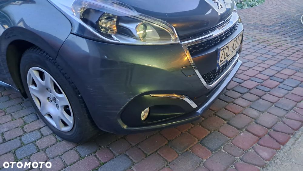 Peugeot 208 1.2 PureTech Style - 17