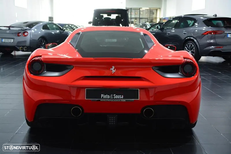 Ferrari 488 GTB - 10