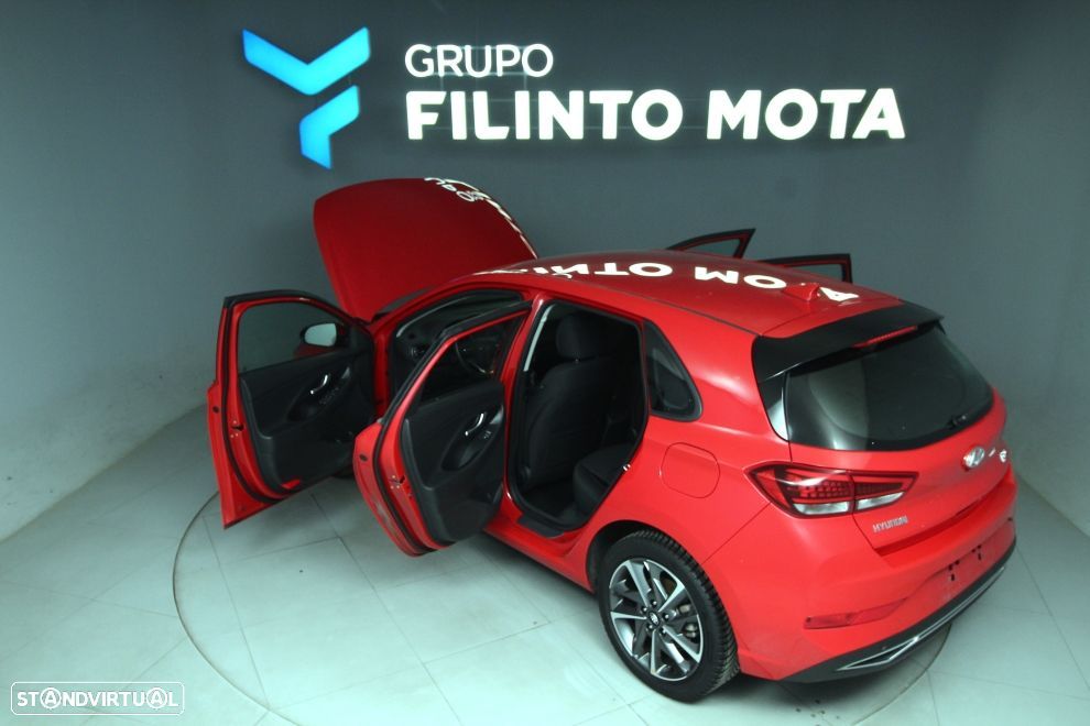 Hyundai i30 1.0 T-GDI 48V-Hybrid DCT Select - 11