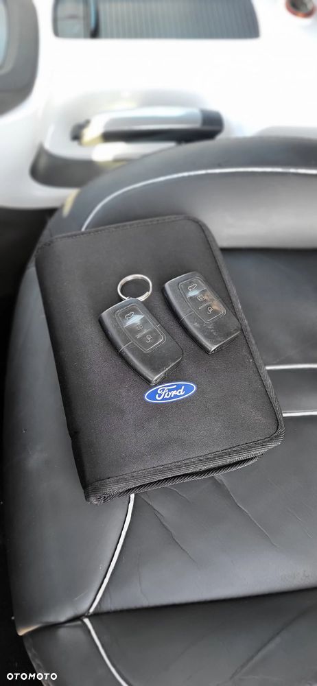 Ford Kuga 2.0 TDCi 4x4 Individual - 16