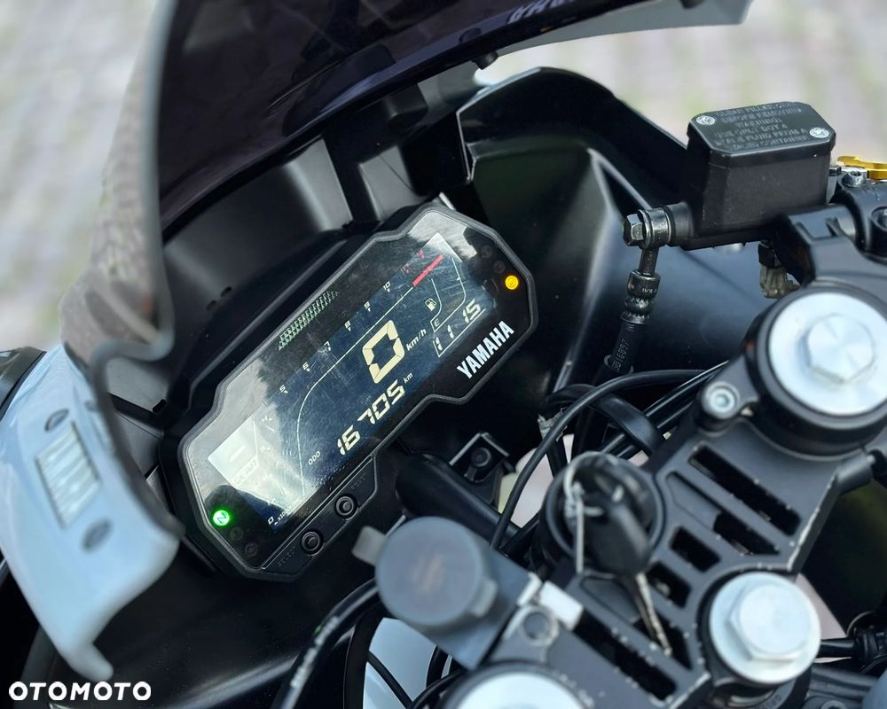 Yamaha YZF - 7