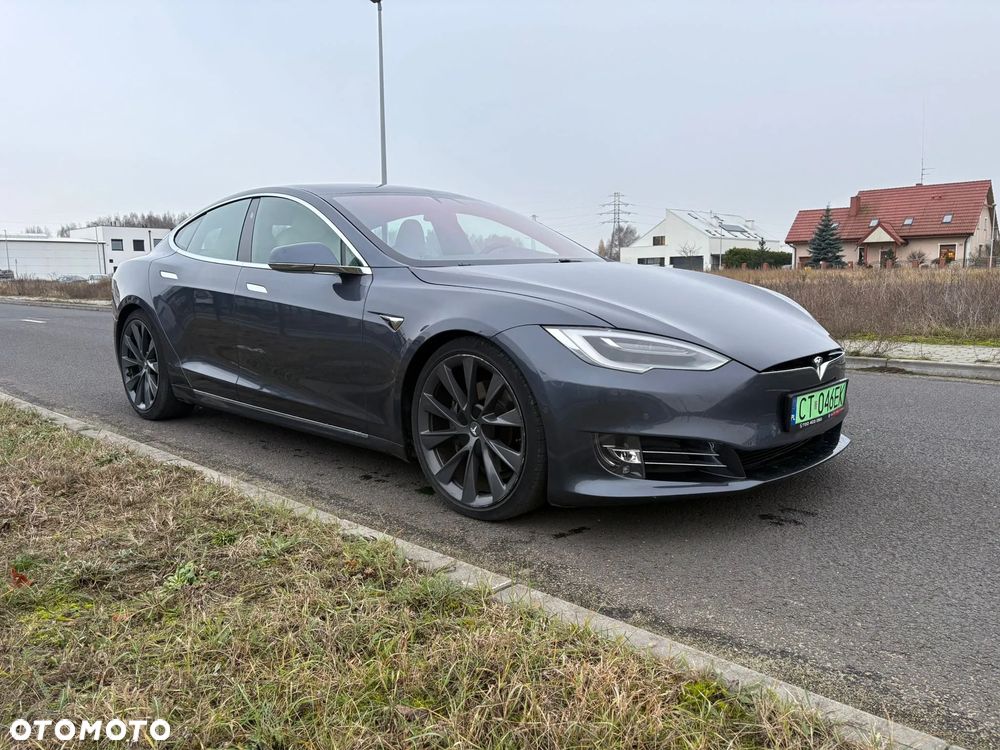 Tesla Model S Long Range - 2
