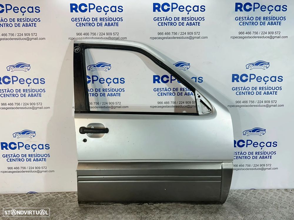 .Porta Frente Frontal Direita Nissan Terrano 2 II Original