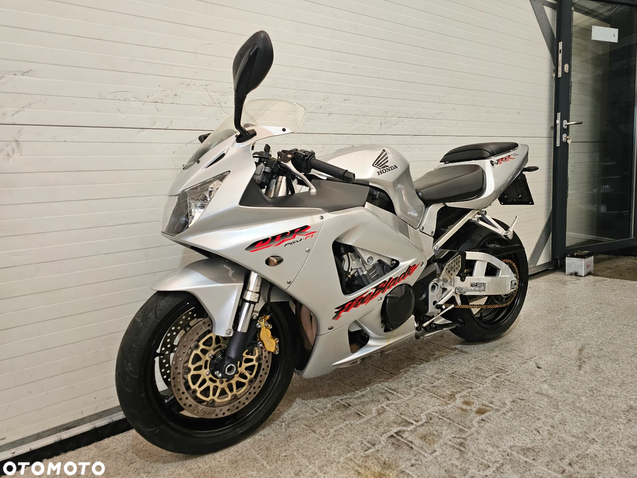 Honda CBR - 4