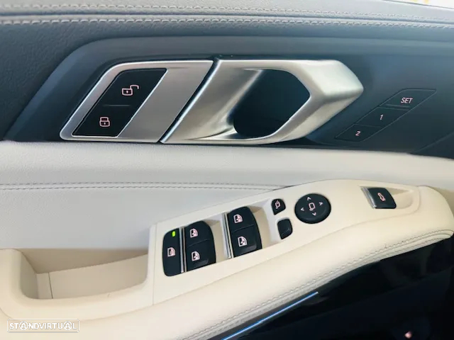BMW X5 45 e xDrive Pack M - 13