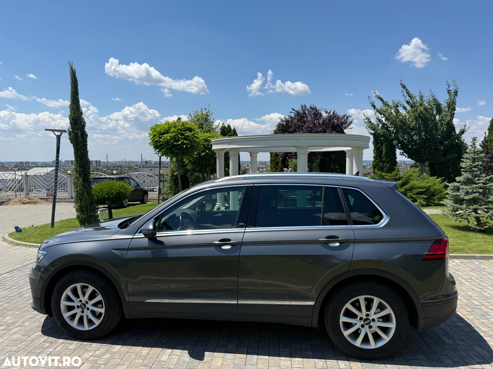 Volkswagen Tiguan 2.0 TDI SCR DSG Join - 10