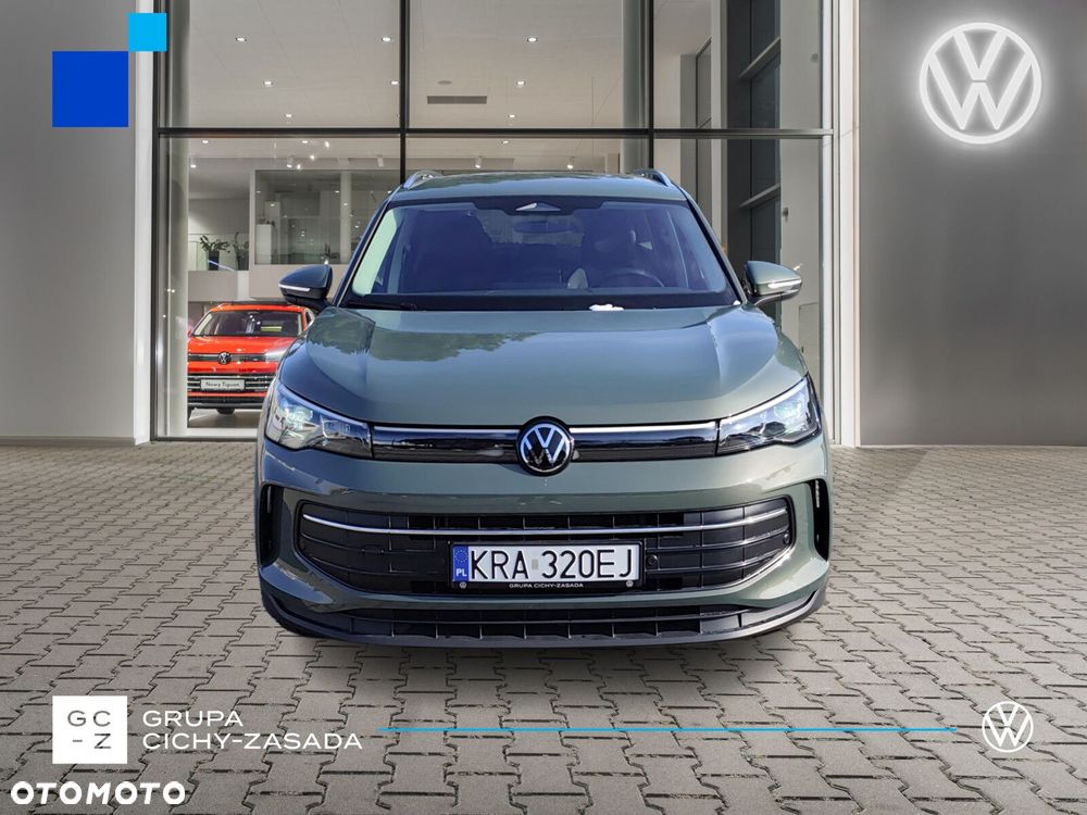 Volkswagen Tiguan - 8