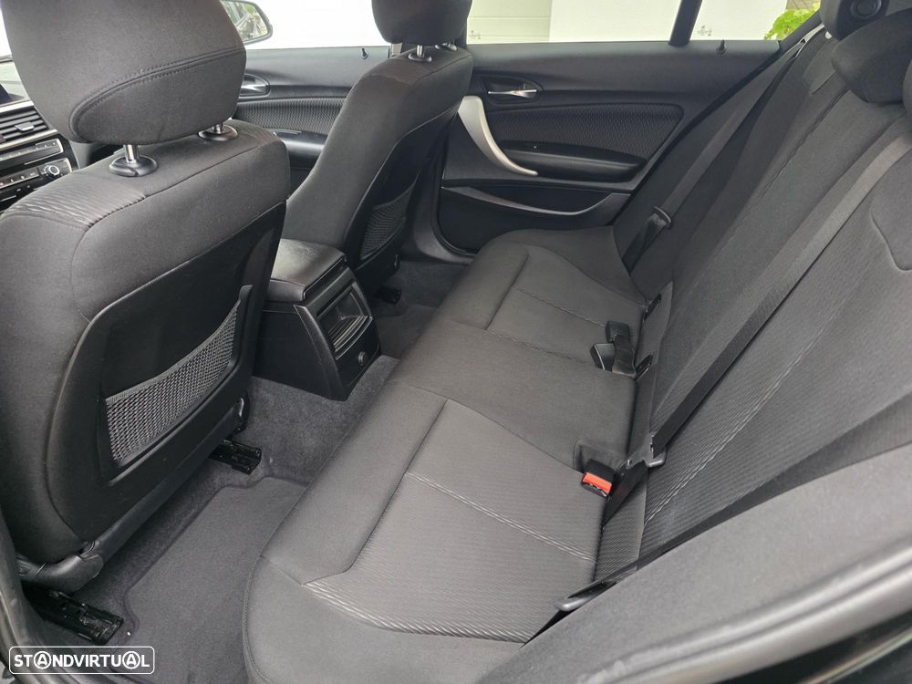 BMW 116 d EDynamics Line Sport - 44