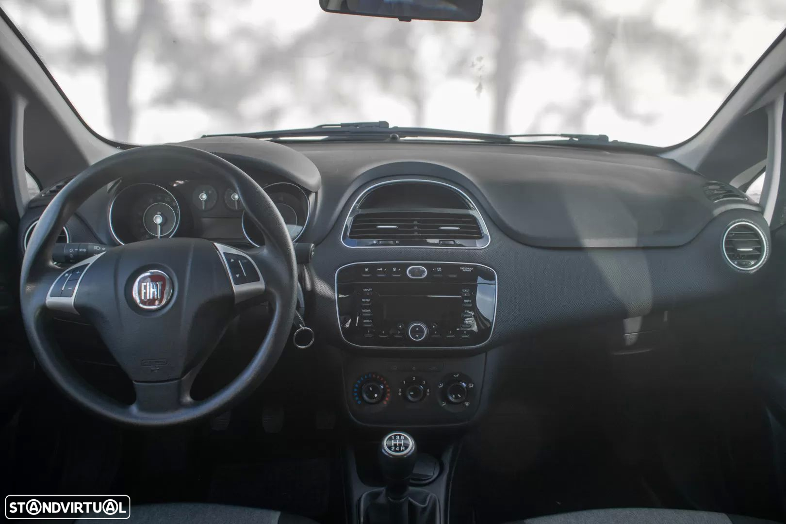 Fiat Punto 1.3 M-Jet Easy S&S - 9