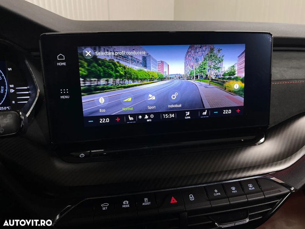 Skoda Octavia 2.0 TDI DSG RS - 20
