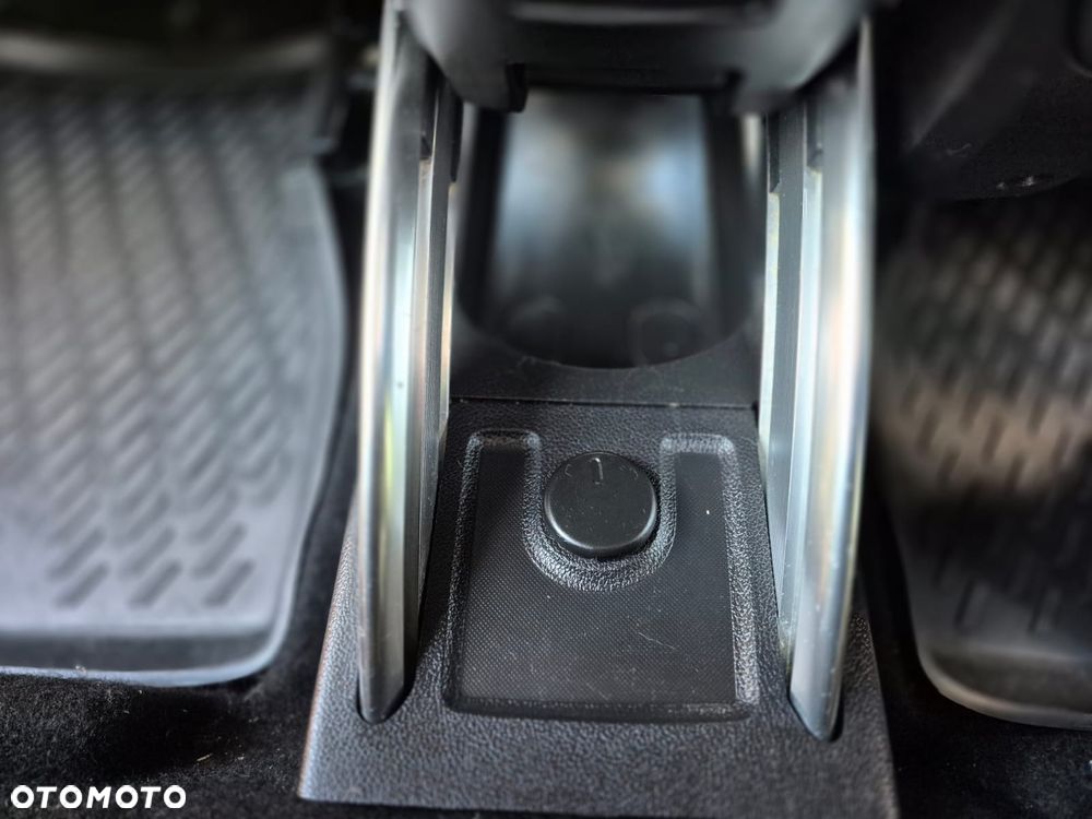 Opel Meriva - 25