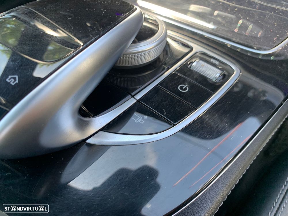 Mercedes-Benz E 220 d AMG Line - 41