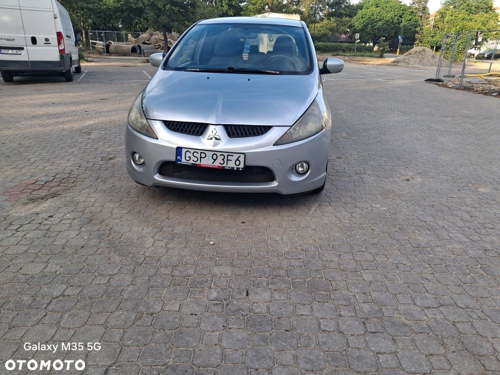 Mitsubishi Grandis - 3