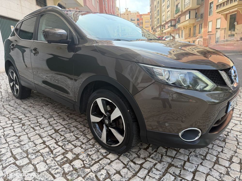 Nissan Qashqai 1.2 DIG-T N-Vision Xtronic - 25