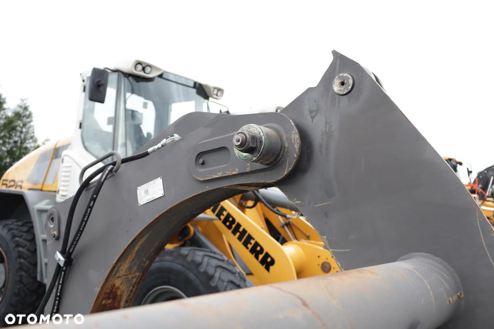 Chwytak do drewna do ładowarki Volvo L110 L120 2.4m3 80832 - 11