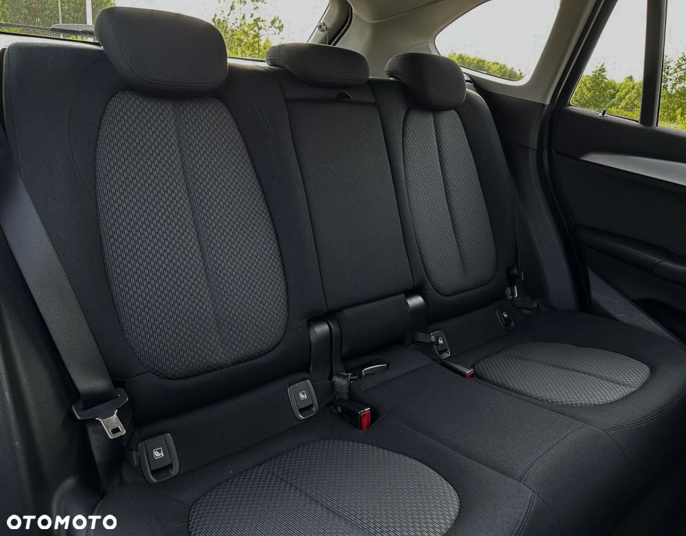 BMW X1 xDrive25e Sport Line - 30