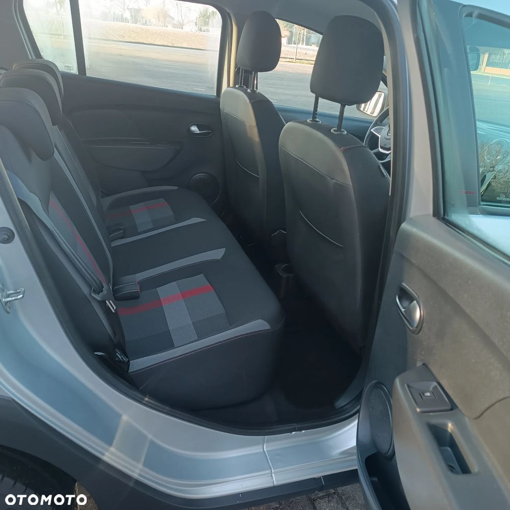Dacia Sandero Stepway TCe 90 Prestige - 19