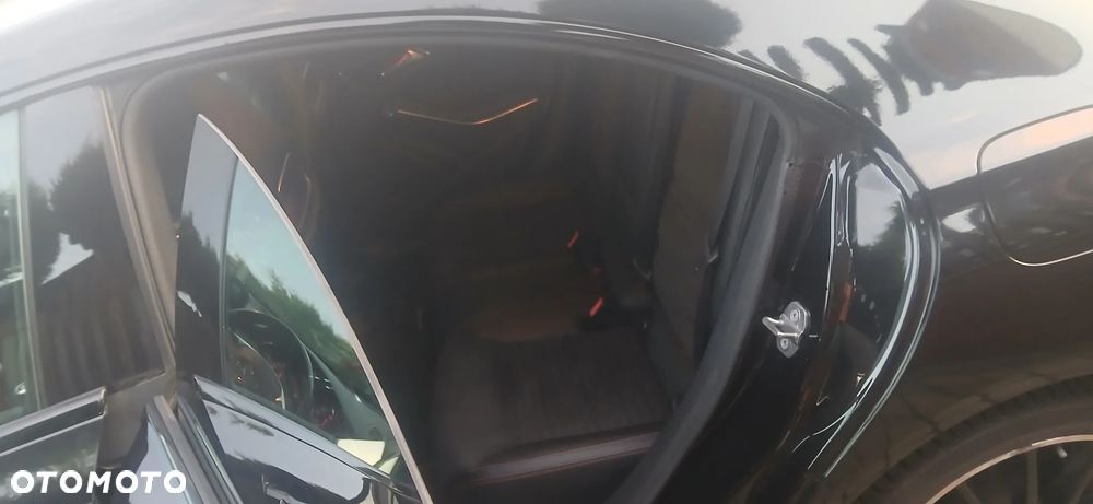 Mercedes-Benz CLA 200 AMG Line - 9