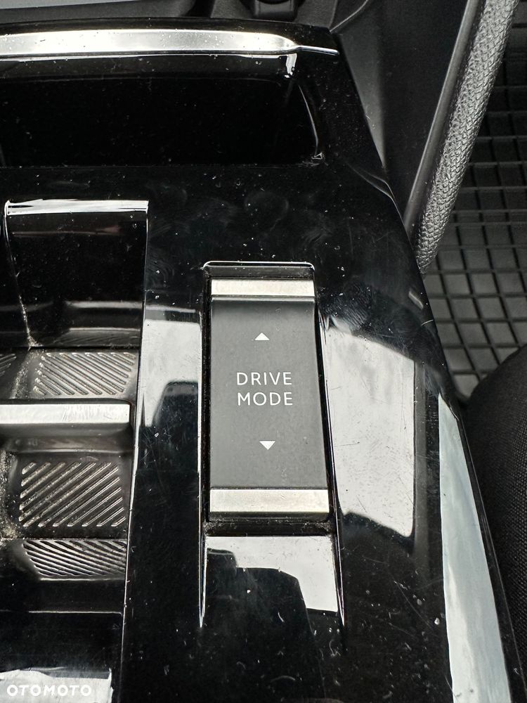 Citroën C4X 1.5 BlueHDi Shine S&S EAT8 - 34