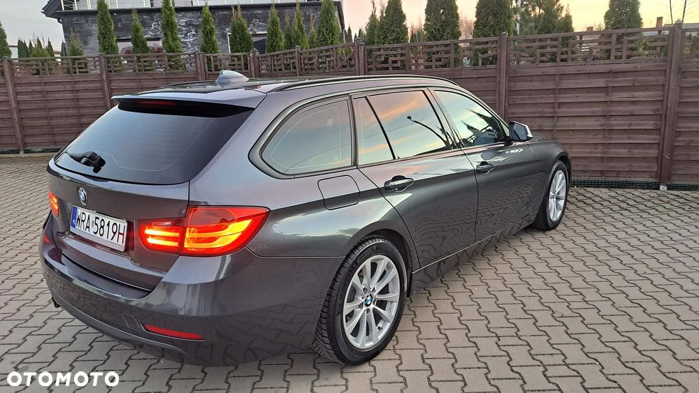 BMW Seria 3 318d Sport Line - 18