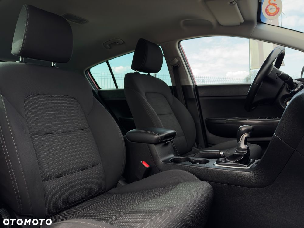 Kia Sportage 1.6 GDI 2WD Attract - 23