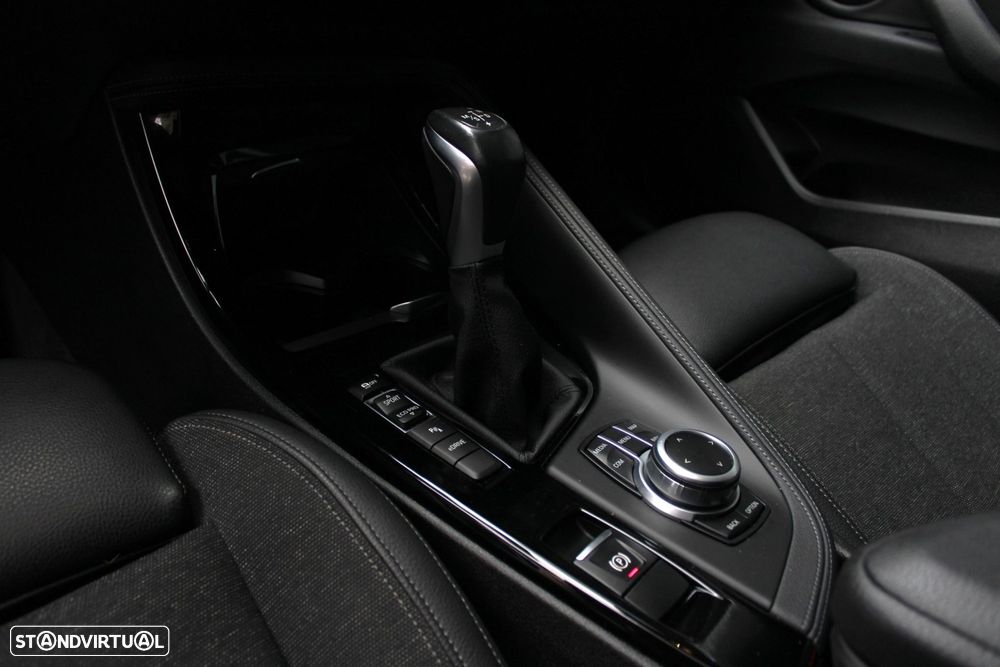 BMW X2 xDrive25e M Sport - 38