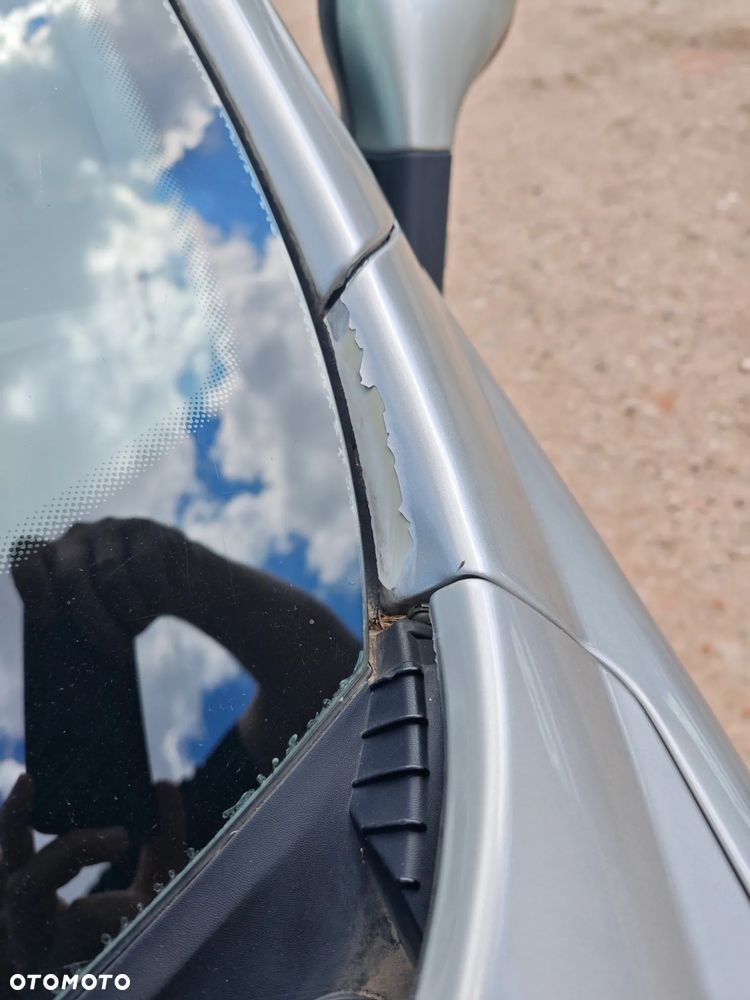 Peugeot 207 - 15