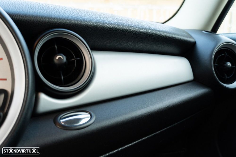 MINI 3 Portas One 1.6 - 38