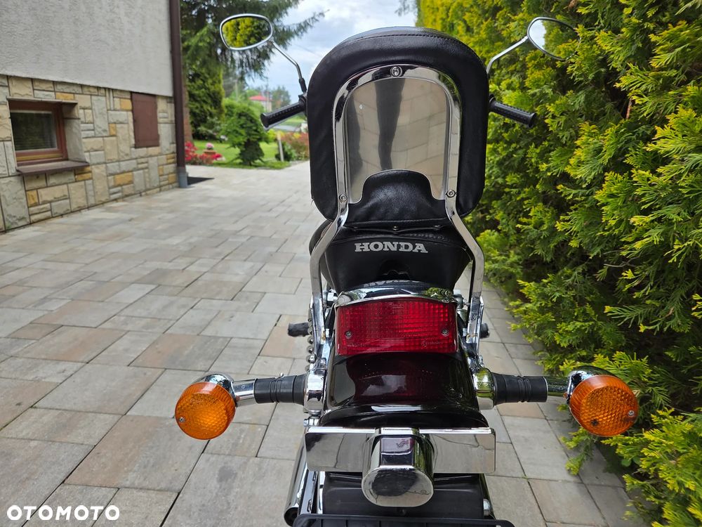 Honda CA - 25