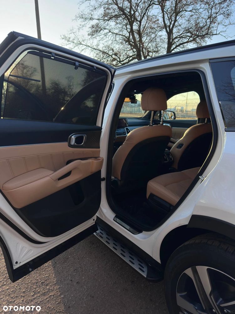 Kia Sorento - 10