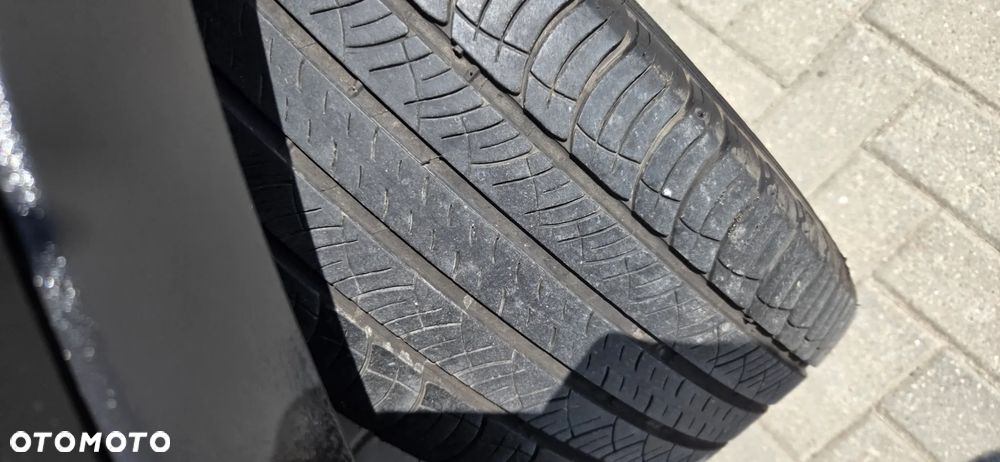 Ford Kuga 1.5 EcoBoost 2x4 Titanium - 24
