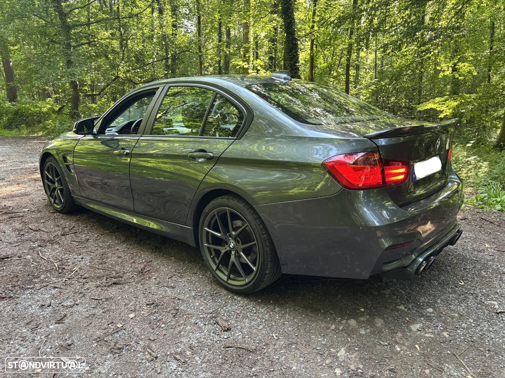 BMW 328 i Auto - 17