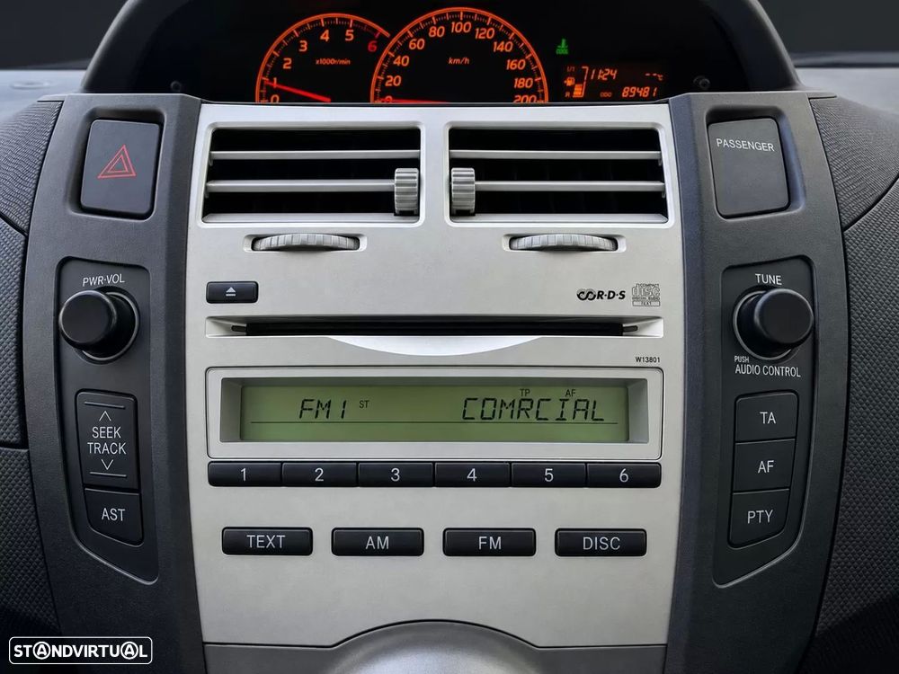 Toyota Yaris 1.4 D-4D Sol+AC+VSC - 15